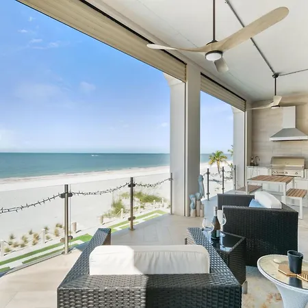 Luxurious Beachfront Vacation Getaway, 4 Bedroom, 4 And Half Bath W Heated Pool, Spa, Sleeps 12